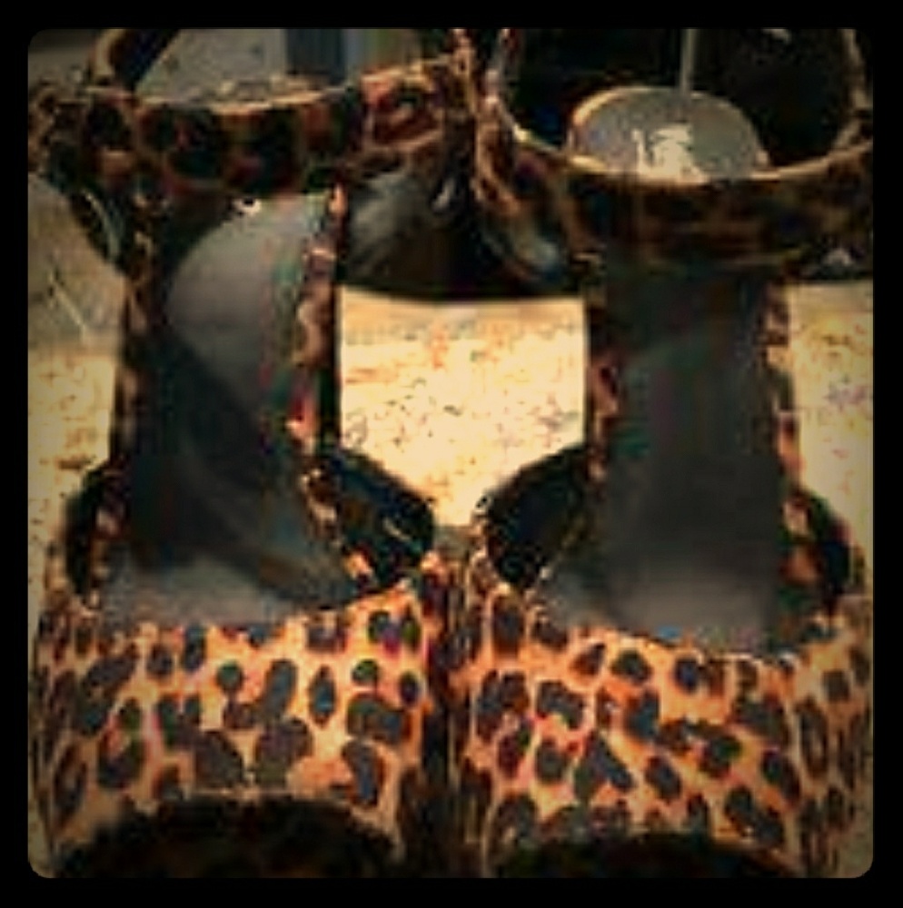 Mossimo cheetah heels